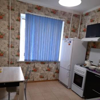 Сдается Многокомнатная квартира, 68 м²