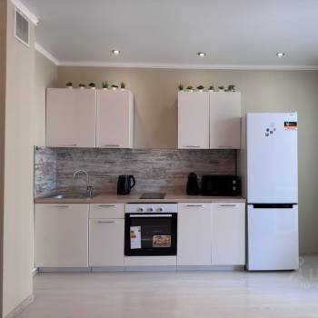 Продается 1-комнатная квартира, 42,4 м²