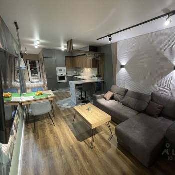 Сдается 2-х комнатная квартира, 56 м²