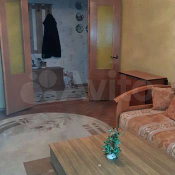 Сдается Многокомнатная квартира, 64 м²