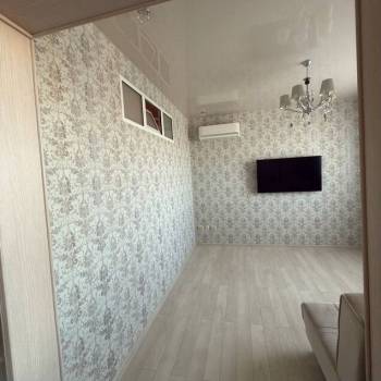 Продается Многокомнатная квартира, 83 м²