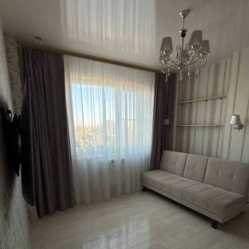 Продается Многокомнатная квартира, 83 м²