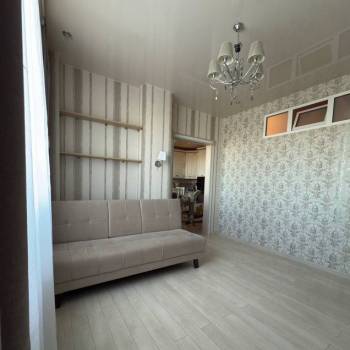 Продается Многокомнатная квартира, 83 м²