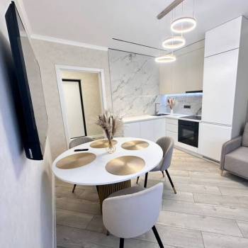 Продается 2-х комнатная квартира, 60 м²