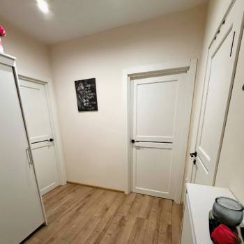 Продается 1-комнатная квартира, 42,4 м²