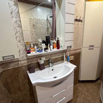 Продается 2-х комнатная квартира, 75 м²