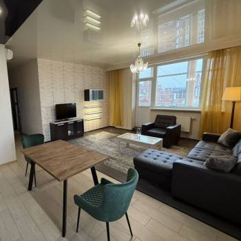 Сдается 2-х комнатная квартира, 72 м²