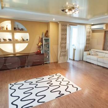 Продается Многокомнатная квартира, 134,3 м²