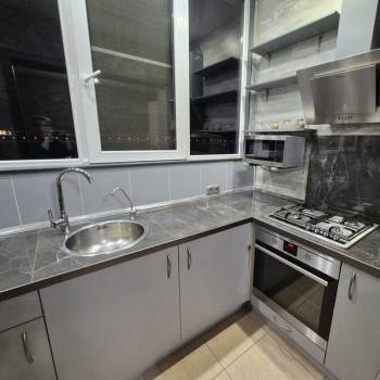 Продается 3-х комнатная квартира, 98 м²