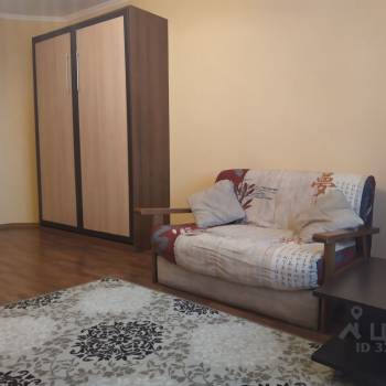 Сдается 1-комнатная квартира, 42,4 м²