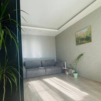 Продается 1-комнатная квартира, 41 м²