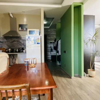 Продается 1-комнатная квартира, 41 м²