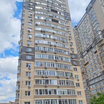 Сдается 1-комнатная квартира, 103 м²