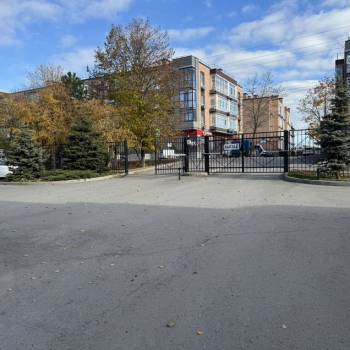 Продается 1-комнатная квартира, 37 м²