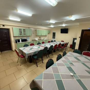 Сдается Нежилое помещение, 145 м²