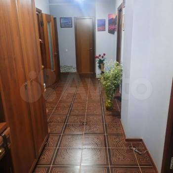 Продается Многокомнатная квартира, 74 м²