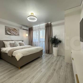 Продается 1-комнатная квартира, 40 м²