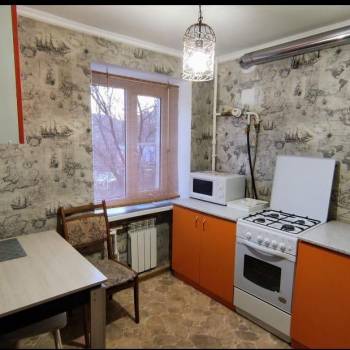 Сдается 1-комнатная квартира, 32 м²