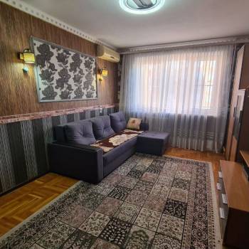 Сдается Многокомнатная квартира, 65 м²