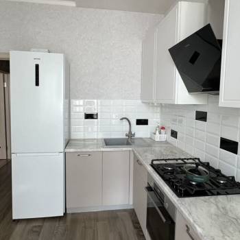 Продается 1-комнатная квартира, 36 м²