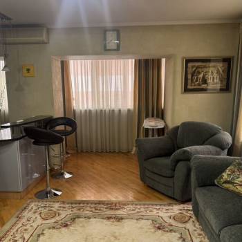 Сдается Многокомнатная квартира, 70 м²