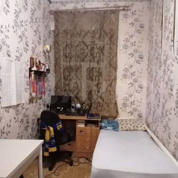 Продается Многокомнатная квартира, 56,7 м²