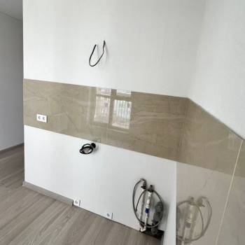 Продается 1-комнатная квартира, 32 м²