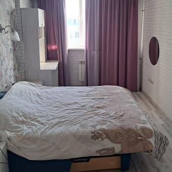 Продается 1-комнатная квартира, 37 м²