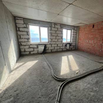 Продается 1-комнатная квартира, 70 м²