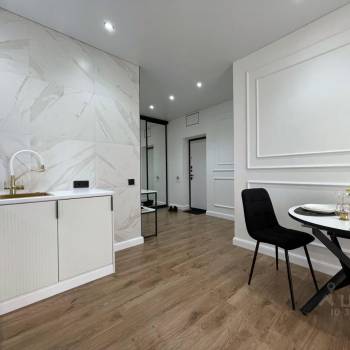 Продается 1-комнатная квартира, 40 м²