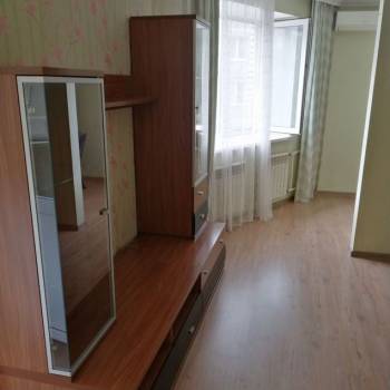 Продается 1-комнатная квартира, 43 м²
