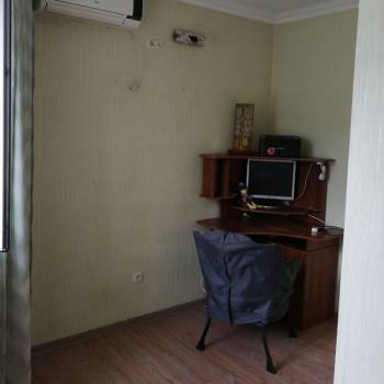 Продается 1-комнатная квартира, 43 м²