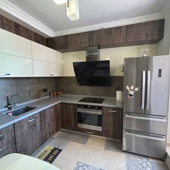 Сдается Многокомнатная квартира, 80 м²