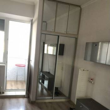 Продается 1-комнатная квартира, 33 м²