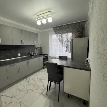 Продается 3-х комнатная квартира, 61 м²