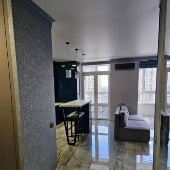 Продается 1-комнатная квартира, 45 м²