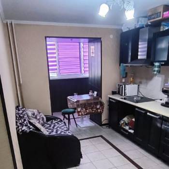 Продается 1-комнатная квартира, 46 м²