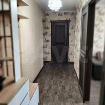 Сдается Многокомнатная квартира, 60 м²