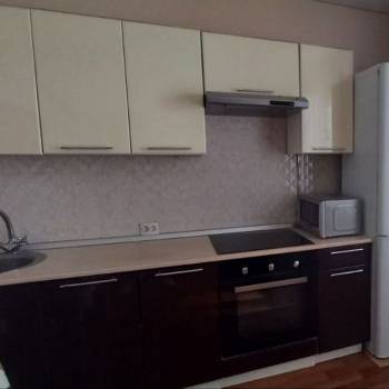 Сдается 1-комнатная квартира, 39 м²