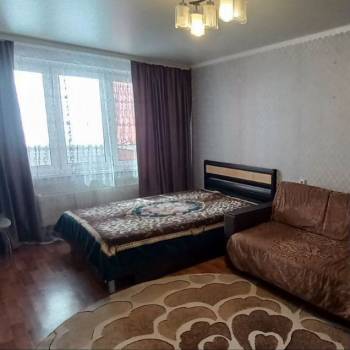 Сдается 1-комнатная квартира, 39 м²