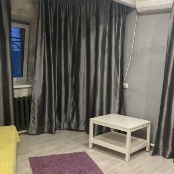 Продается 1-комнатная квартира, 26,7 м²