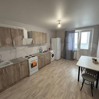 Сдается Многокомнатная квартира, 64 м²