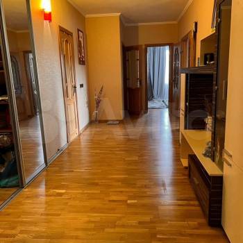 Продается 2-х комнатная квартира, 78 м²