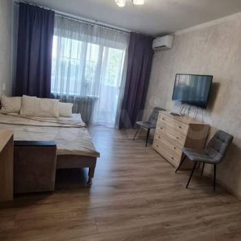 Продается 1-комнатная квартира, 37,4 м²