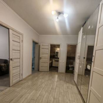 Сдается Многокомнатная квартира, 80 м²