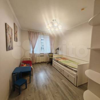Сдается Многокомнатная квартира, 80 м²