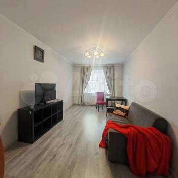 Сдается Многокомнатная квартира, 80 м²