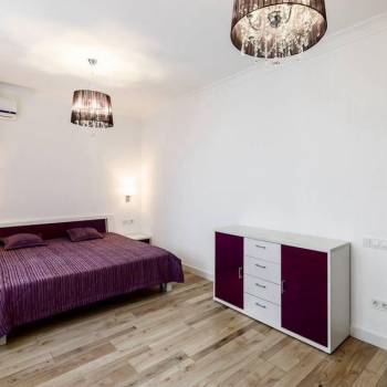 Продается Многокомнатная квартира, 190 м²