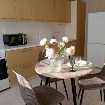 Продается 1-комнатная квартира, 45 м²