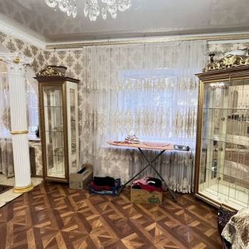 Сдается 1-комнатная квартира, 70 м²